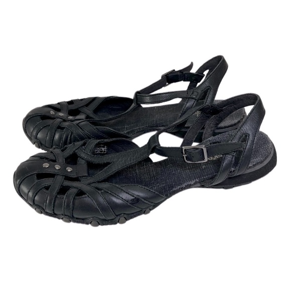 Skechers Black Genuine Leather Outdoor Flat Sandals Gorpcore 8.5 - Picture 3 of 11